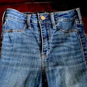 HOLLISTER High Rise Jean Leggings Advanced Stretch 23W x 26L